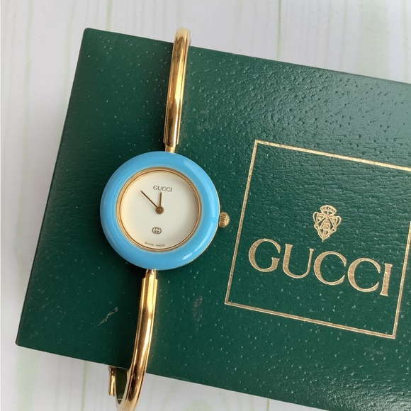 Ladies GUCCI bangle watch w/ interchangeable bezels🌸🌺🌼 - Picture 7 of 12